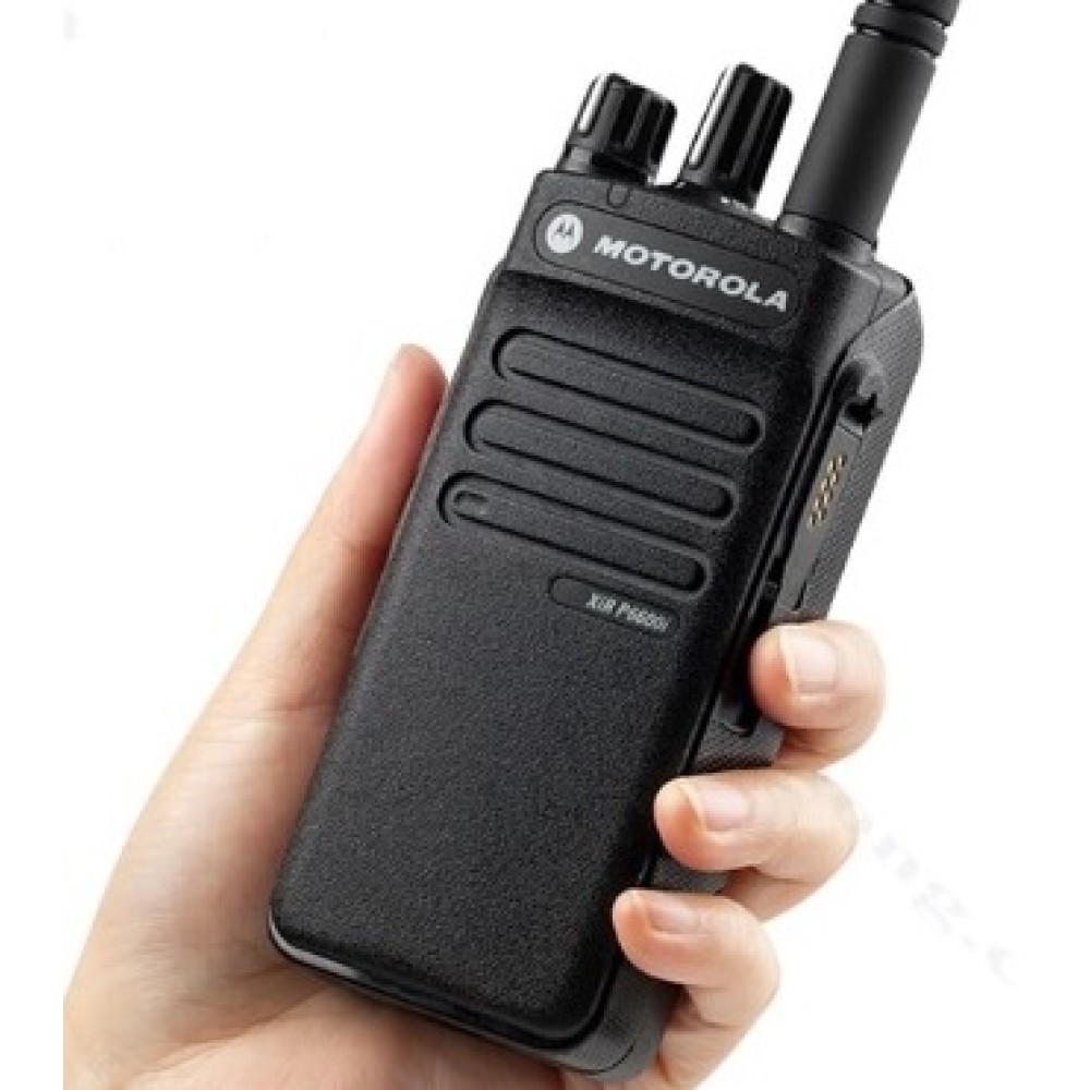 Motorola MOTOTRBO™ XiR P6600i TIA UHF Digital Twoway Radios